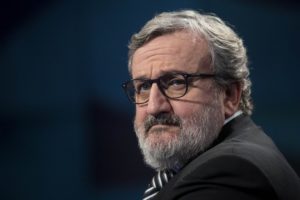 Michele Emiliano grida al “complotto” per fargli perdere le elezioni. Come se non non fosse capace da solo