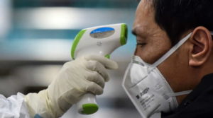 La Campania proroga l’obbligo del tampone per chi rientra dall’estero o dalla Sardegna fino al 10 settembre