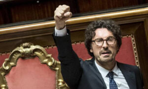 Danilo Toninelli: “Non abbiamo perso neanche una Regione”. Infatti han perso qualcos’altro #Laprovocazione