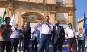 E Matteo Salvini insultò ancora gli oppositori #LaProvocazione. Questa volta ad Augusta