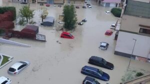 Bomba d’acqua a Crotone. Un disastro