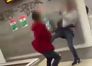 Omofobia e pestaggi. La tragedia del “maschio-omone”