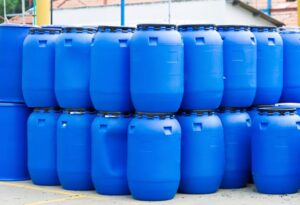 Napoli. In consiglio comunale la lotta all’abusivismo nella raccolta di abiti usati e olii esausti