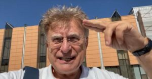 Red Ronnie e la piazzata contro il Green pass (perché io valgo)…
