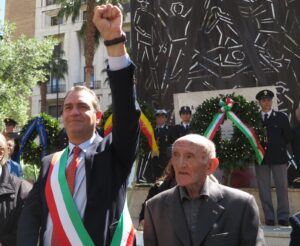 Luigi de Magistris: “Lotta a fascismo si fa ogni giorno, senza opportunismi, a difesa della Costituzione”