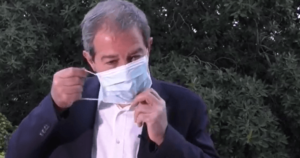 In Sicilia torna l’obbligo della mascherina all’aperto