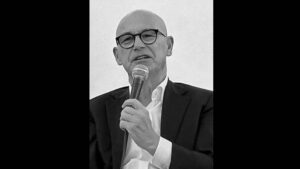 Renato Soru contro Elly Schlein: “O primarie o mi candido”