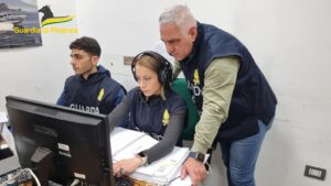 Napoli. Turbata libertà degli incanti, corruzione e traffico di influenze illecite