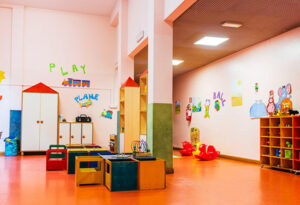 Asili nido. Continua la sottrazione di diritti costituzionali a danno dei bambini del Sud-Italia